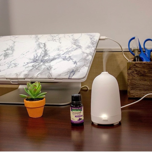 Mini diffuser with essential oils - Picture 8 of 15